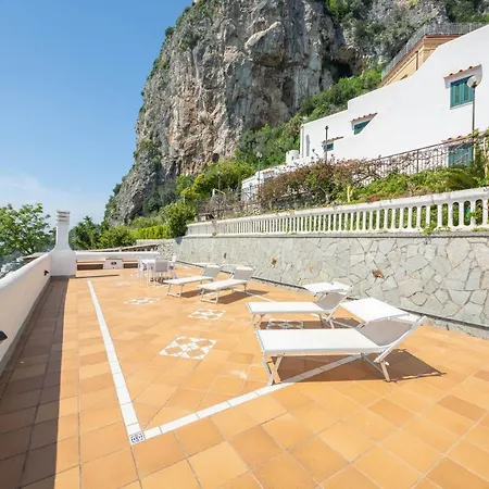 Petra Сasa de vacaciones